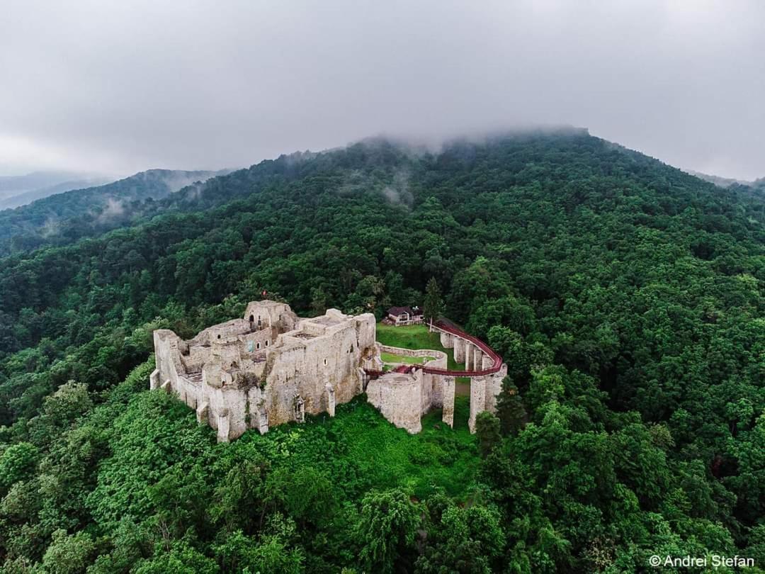 Appartamento Citadel View Târgu Neamț Esterno foto