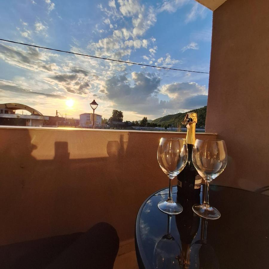 Appartamento Citadel View Târgu Neamț Esterno foto